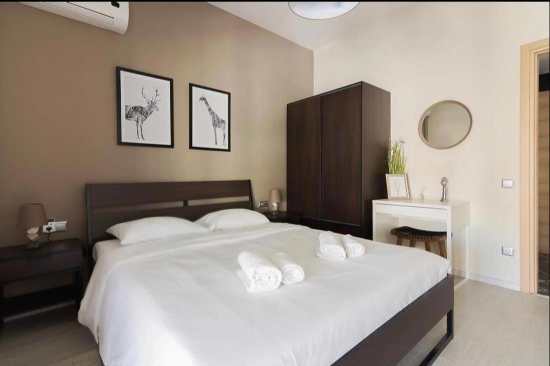 4 Bedroom Penthouse In Center Of Apartment Athens