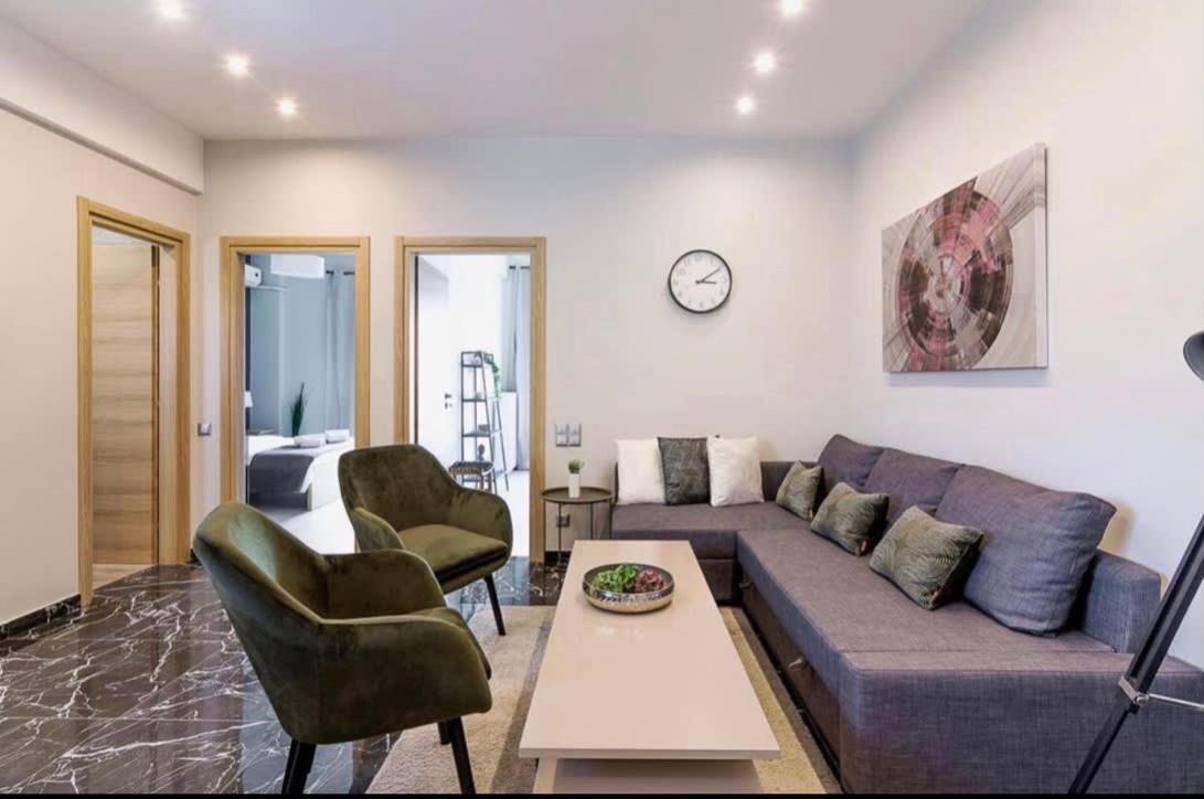 Apartment 4 Bedroom Penthouse In Center Of Athens
